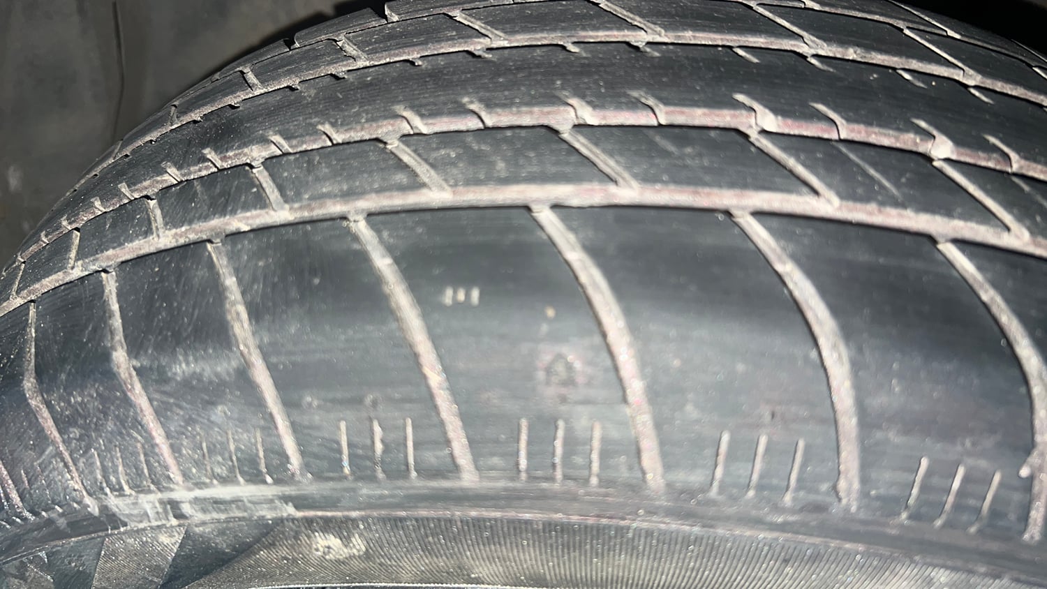 Used 2014 Honda Amaze 1.2 S i-VTEC Petrol Manual tyres LEFT FRONT TYRE TREAD VIEW
