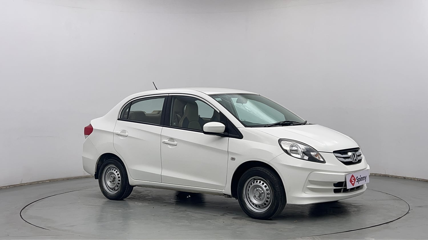 Used 2013 Honda Amaze 1.2 EX i-VTEC Petrol Manual exterior RIGHT FRONT CORNER VIEW