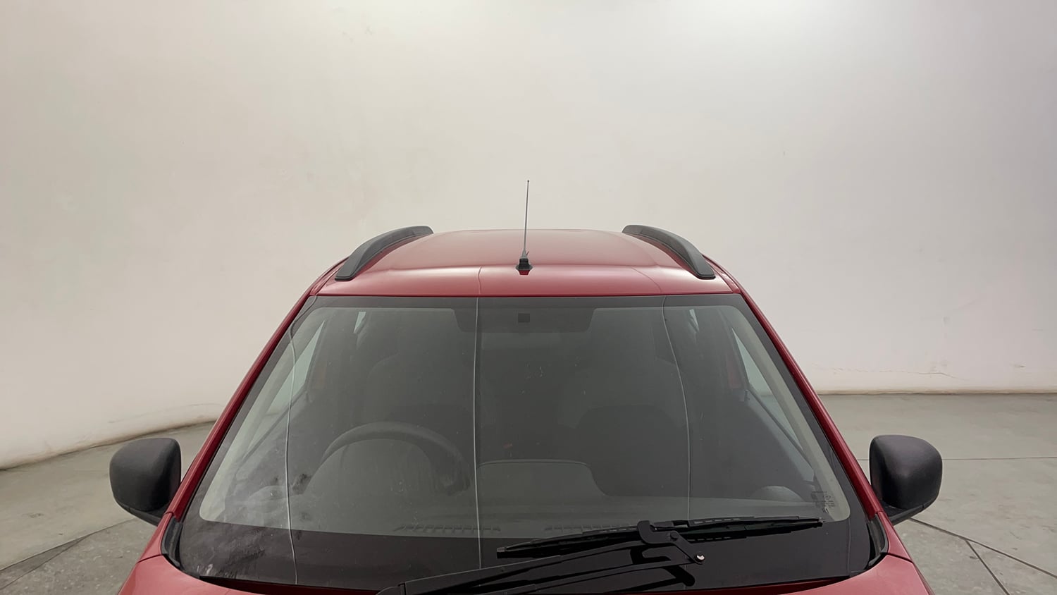 Used 2024 Renault Kwid RXL (O) 1.0 Petrol Manual exterior FRONT WINDSHIELD VIEW