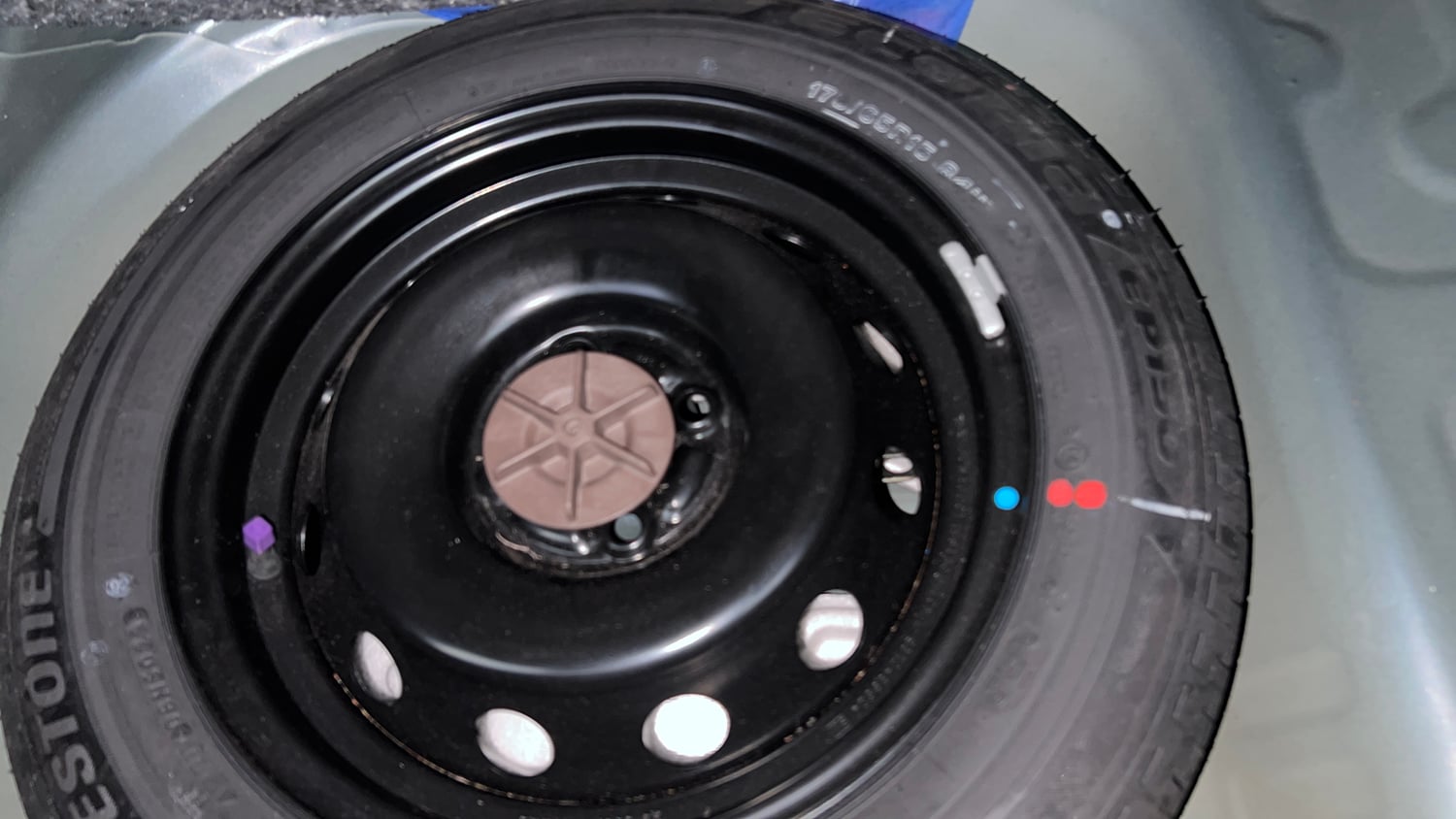 Used 2023 Maruti Suzuki Ignis Zeta 1.2 AMT Petrol Automatic tyres SPARE TYRE VIEW