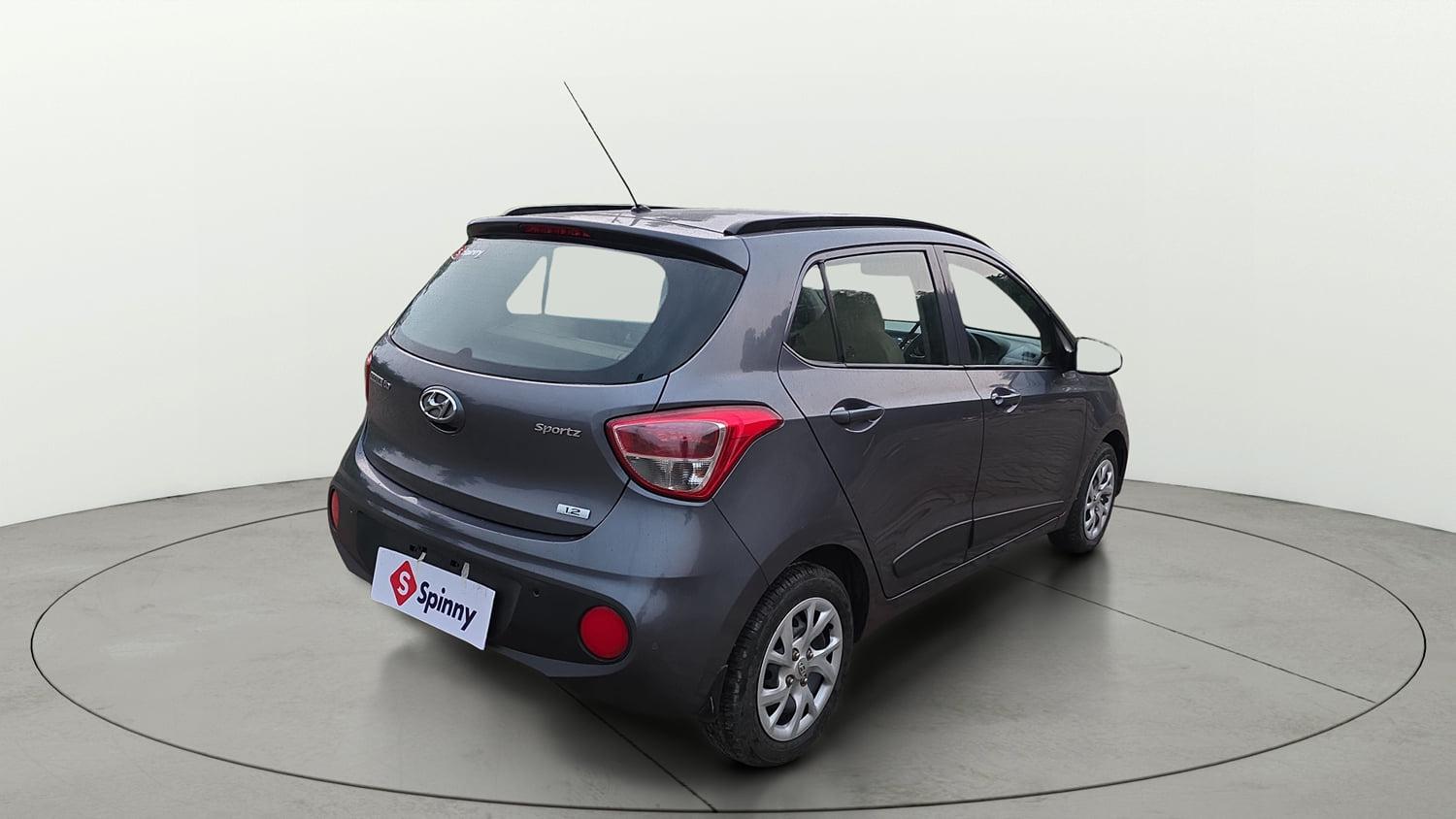 Used 2018 Hyundai Grand i10 Sportz (O) 1.2 Kappa VTVT Petrol Manual exterior RIGHT REAR CORNER VIEW