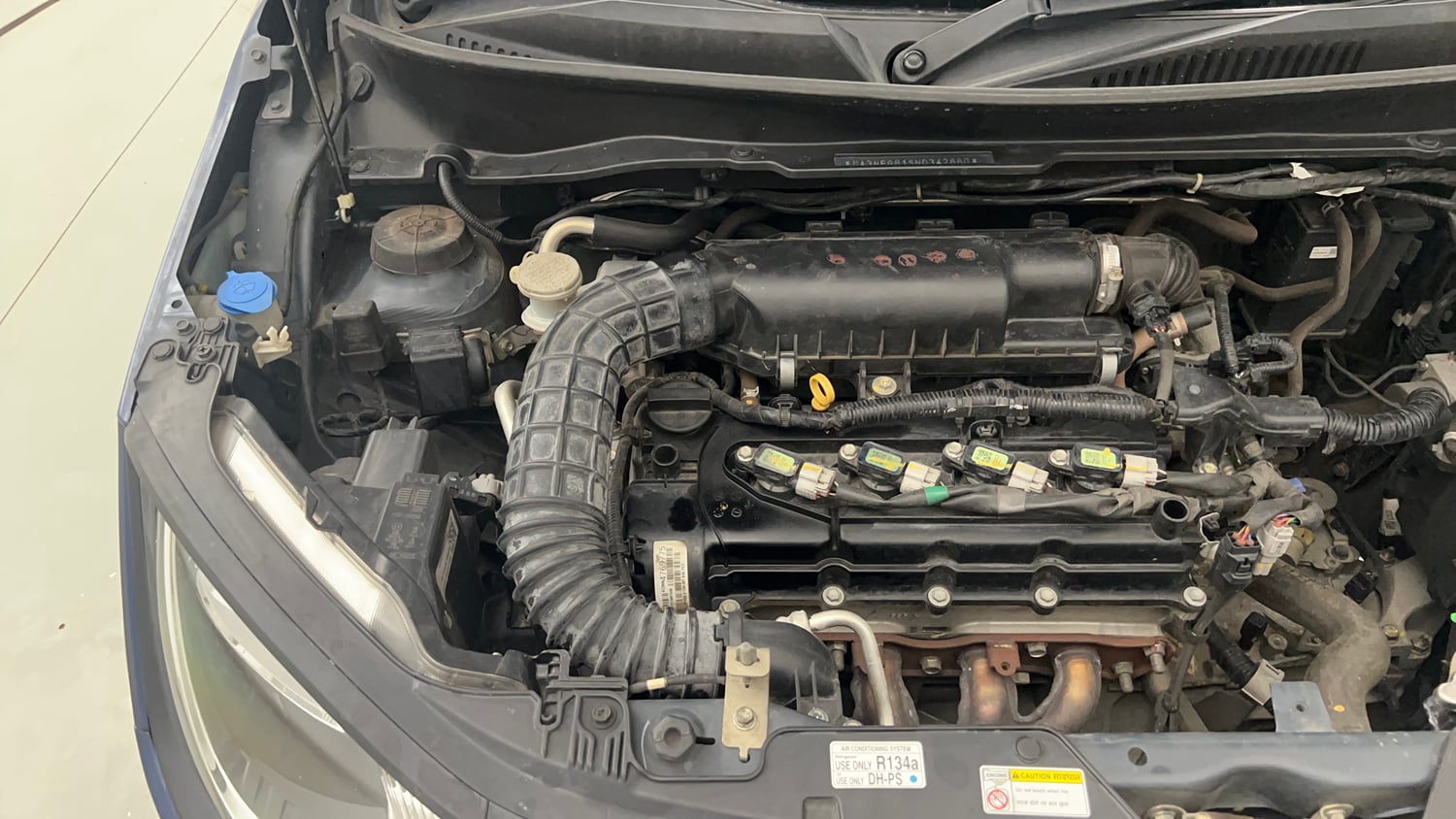 Used 2022 Maruti Suzuki Ignis Sigma 1.2 MT Petrol Manual engine ENGINE RIGHT SIDE VIEW