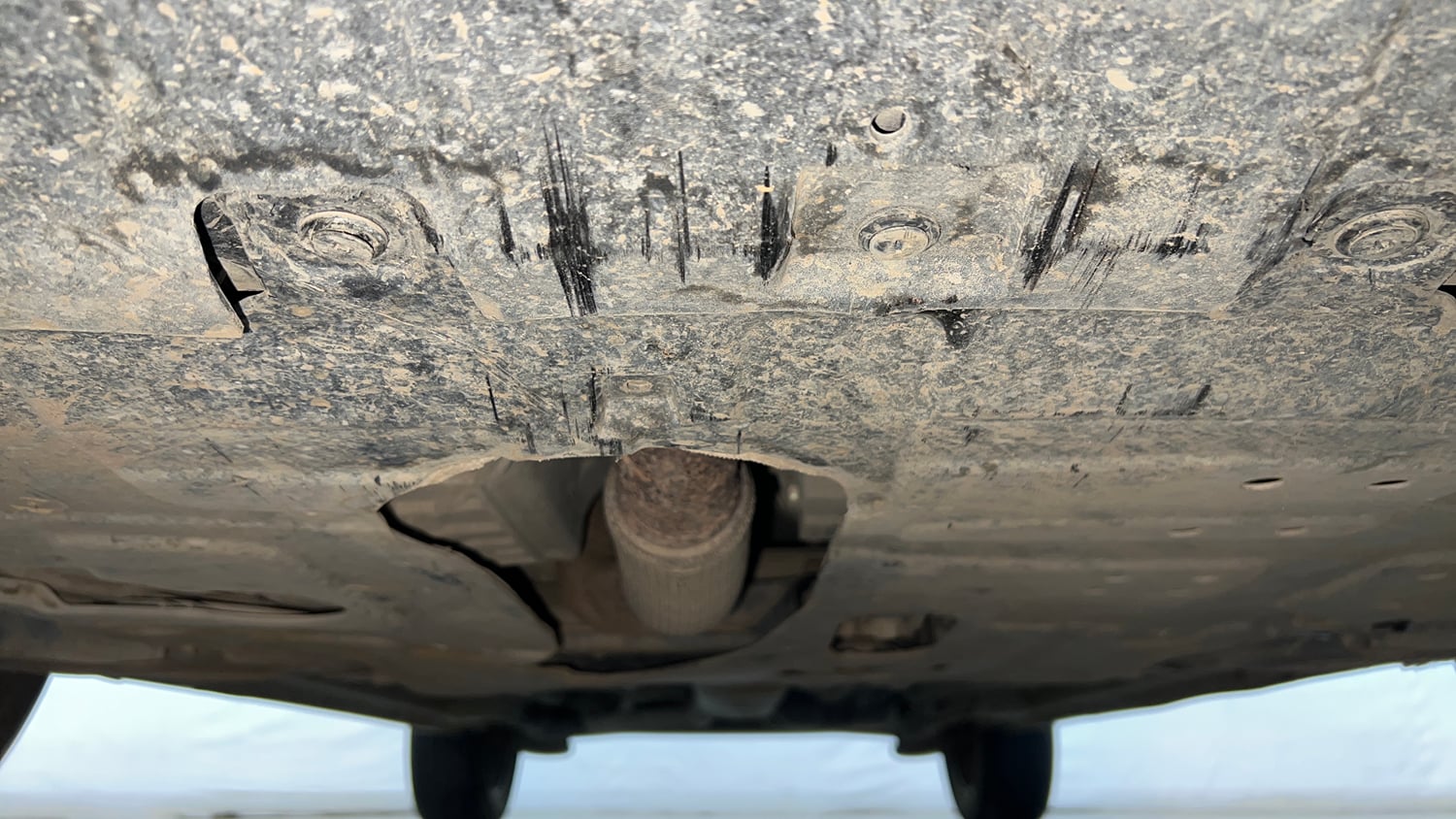 Used 2024 Mahindra XUV 3XO AX7L 1.2 Petrol AT Petrol Automatic extra FRONT LEFT UNDERBODY VIEW