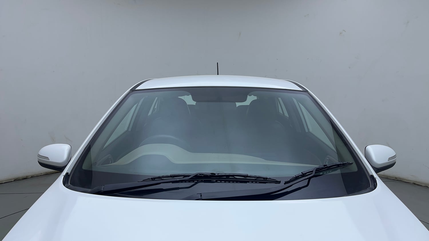 Used 2018 Hyundai Elite i20 Asta 1.2 AT Petrol Automatic exterior FRONT WINDSHIELD VIEW