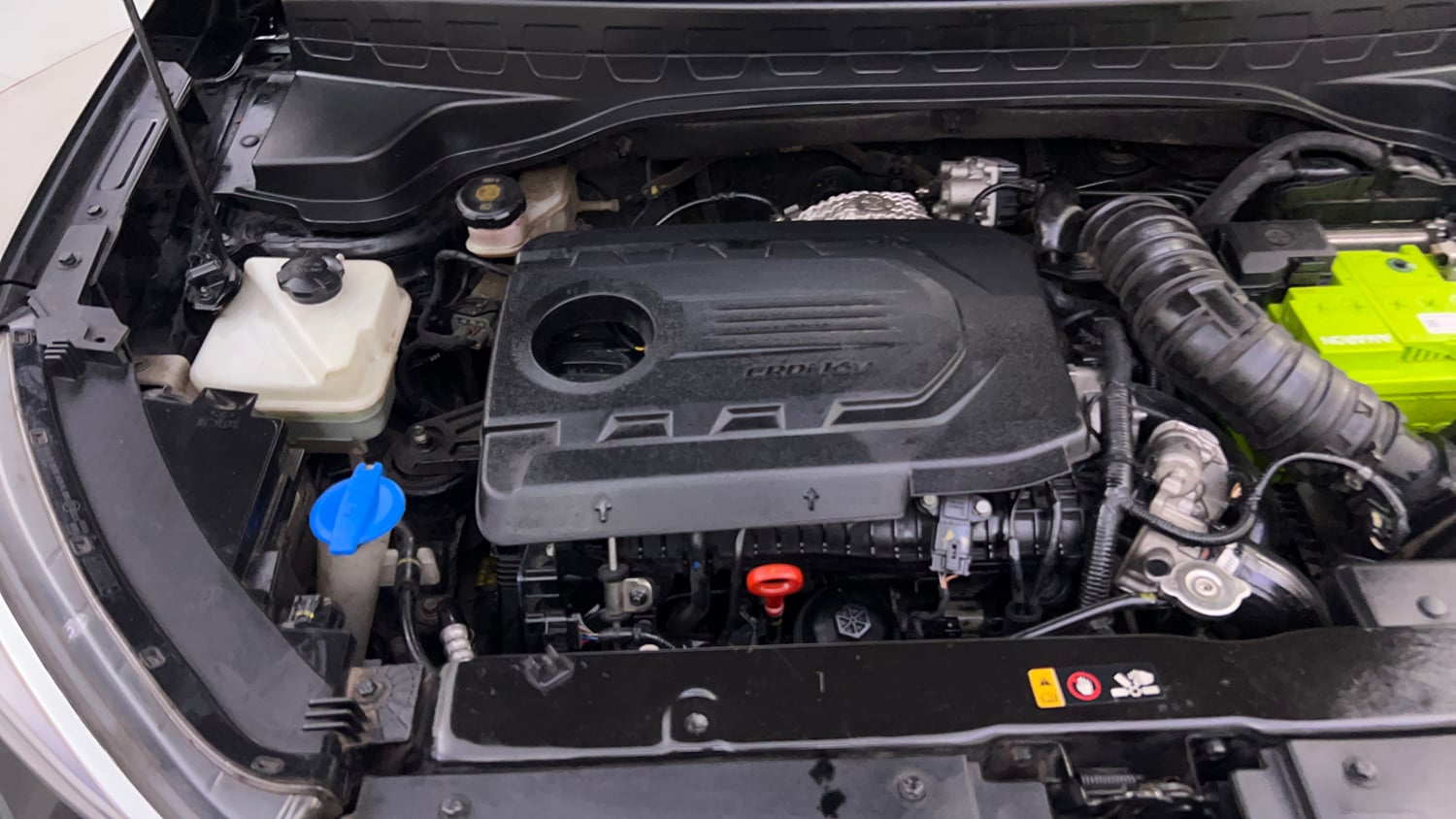 Used 2022 Kia Sonet HTX 1.5 AT Diesel Automatic engine ENGINE RIGHT SIDE VIEW