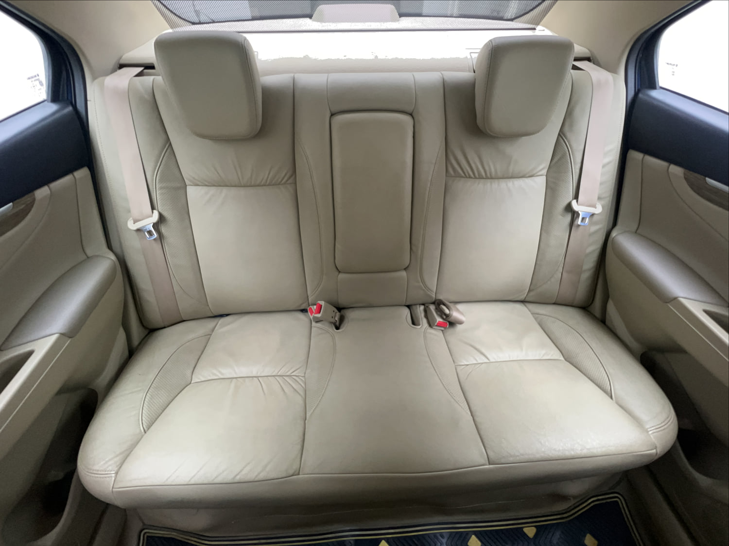 Used 2018 Maruti Suzuki Ciaz Alpha Hybrid 1.5 Petrol Manual interior REAR SEAT CONDITION VIEW