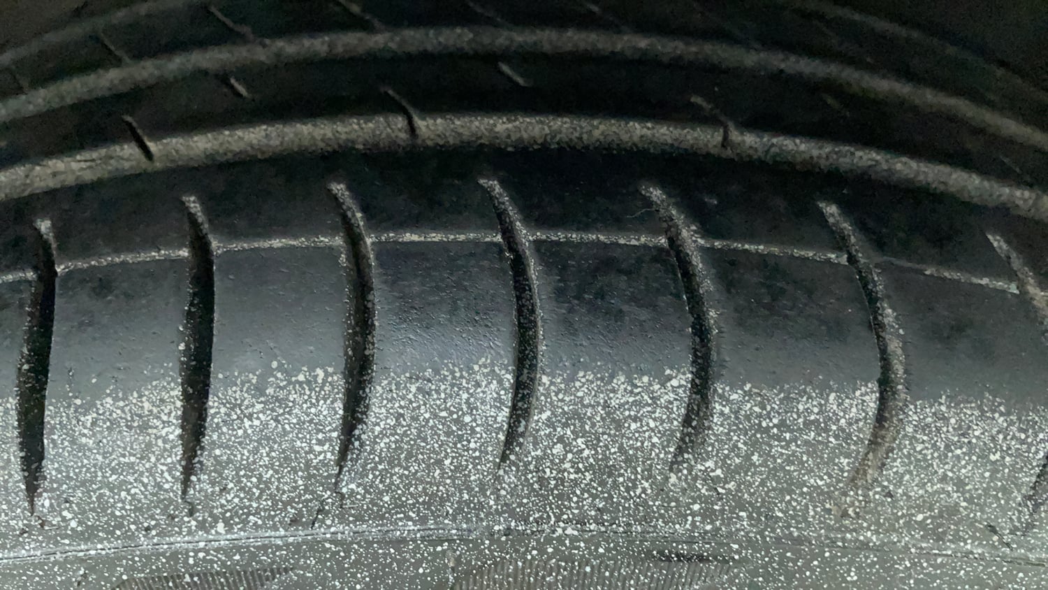 Used 2019 Maruti Suzuki Celerio ZXi (O) AMT Petrol Automatic tyres RIGHT FRONT TYRE TREAD VIEW