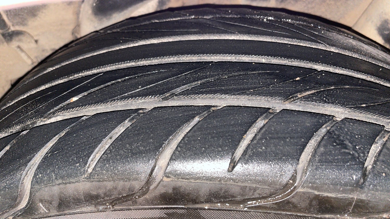 Used 2019 Hyundai Verna SX (O)1.6 VTVT Petrol Manual tyres LEFT REAR TYRE TREAD VIEW