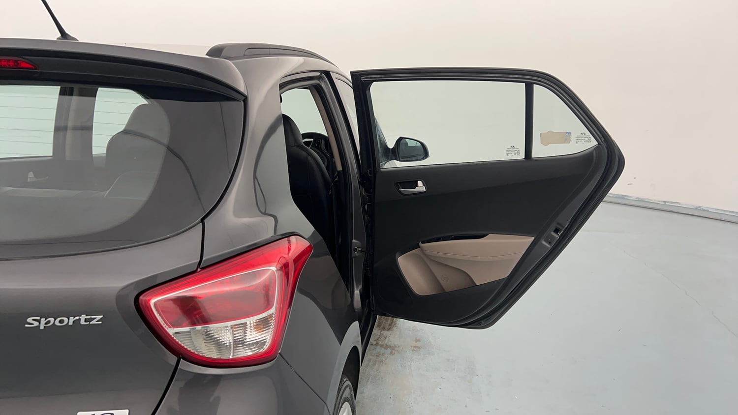 Used 2020 Hyundai Grand i10 Sportz 1.2 Kappa VTVT Petrol Manual interior RIGHT REAR DOOR OPEN VIEW