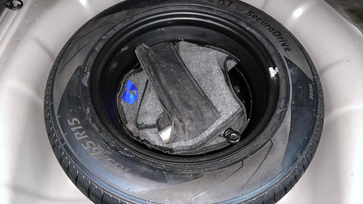 Used 2019 Hyundai Verna SX (O)1.6 VTVT Petrol Manual tyres SPARE TYRE VIEW
