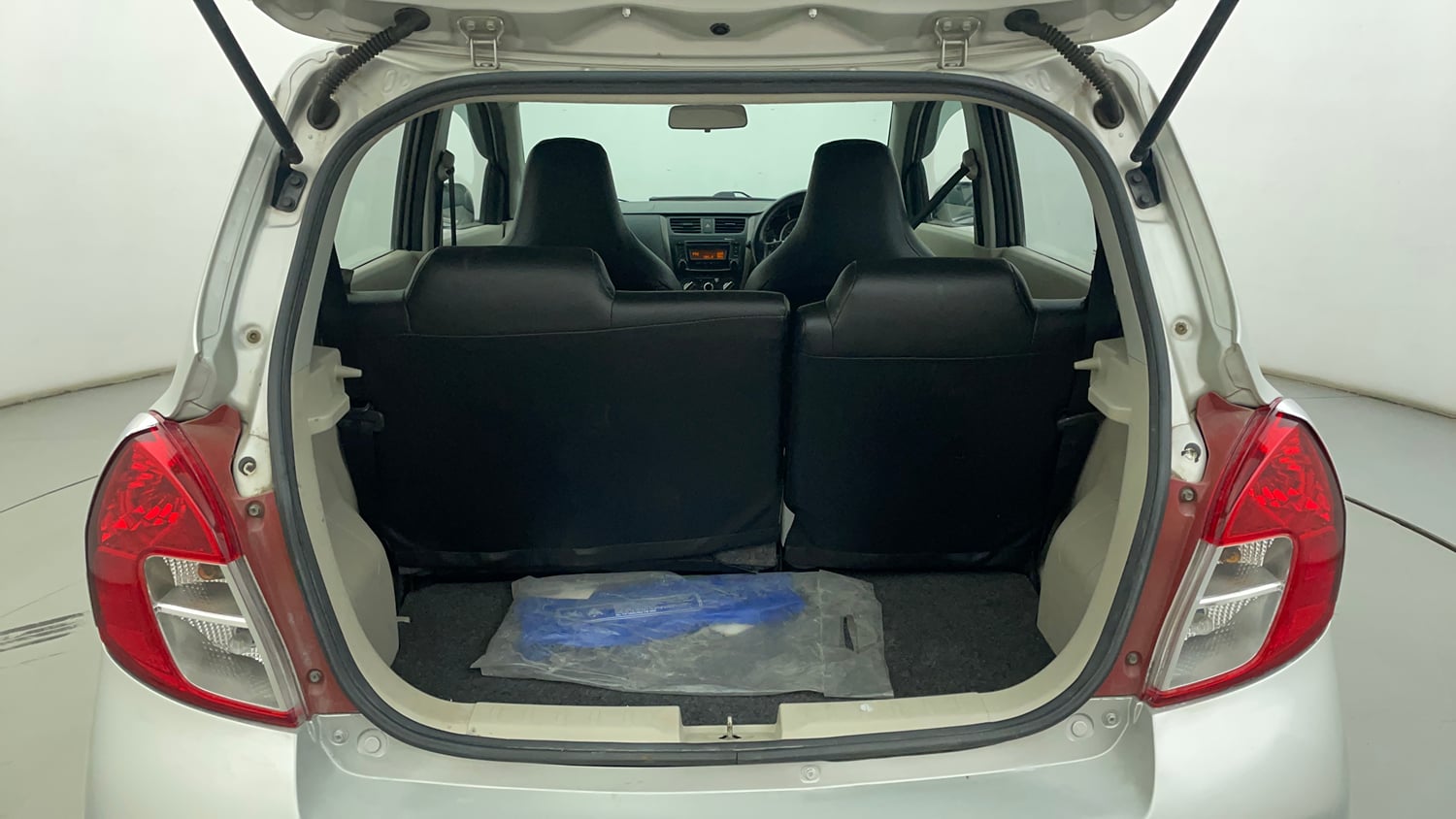 Used 2019 Maruti Suzuki Celerio ZXi (O) AMT Petrol Automatic interior DICKY INSIDE VIEW