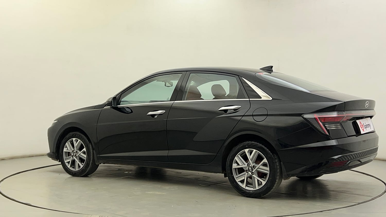 Used 2024 Hyundai Verna SX 1.5 Petrol MT Petrol Manual exterior LEFT REAR CORNER VIEW