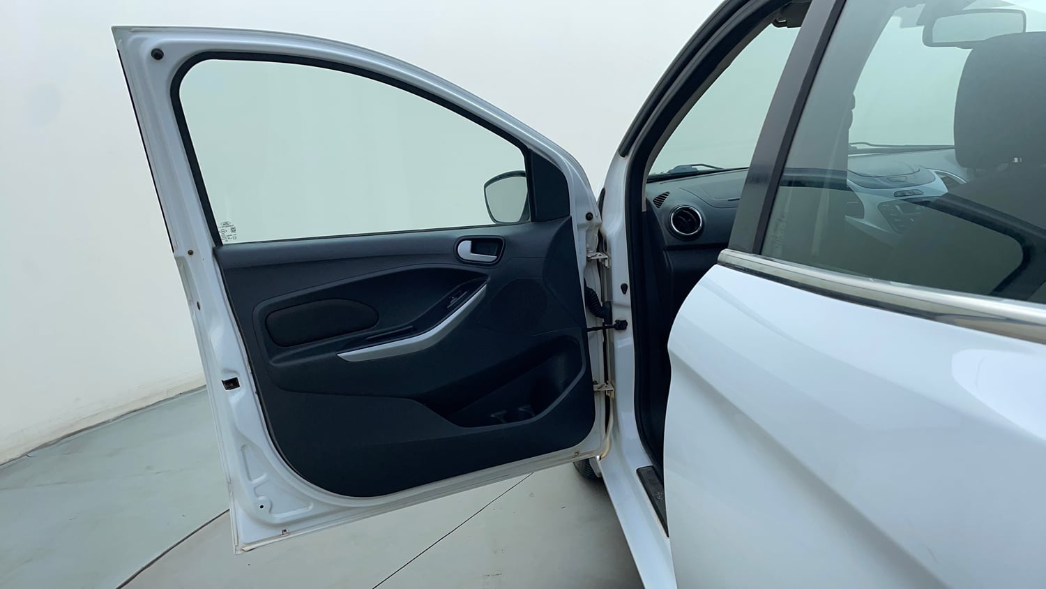 Used 2017 Ford Figo Titanium 1.5 Ti-VCT AT Petrol Automatic interior LEFT FRONT DOOR OPEN VIEW