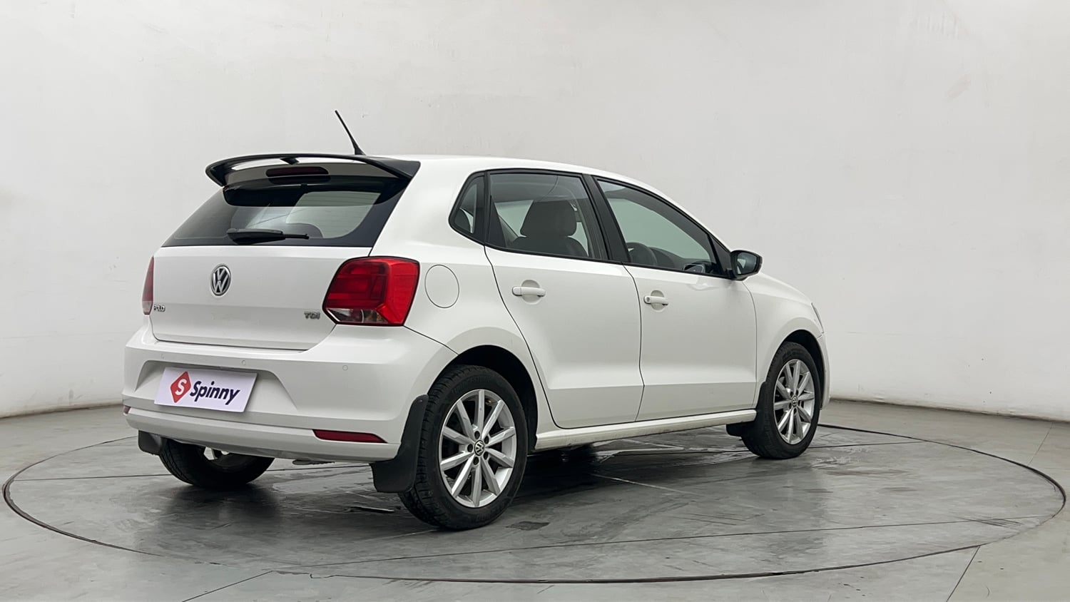 Used 2018 Volkswagen Polo Highline Plus 1.5 (D) 16 Alloy Diesel Manual exterior RIGHT REAR CORNER VIEW