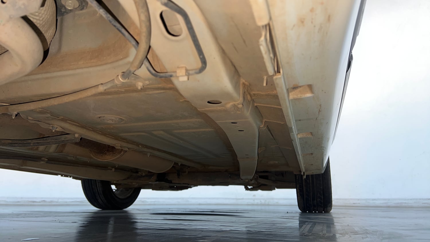 Used 2020 Maruti Suzuki Baleno Zeta Petrol Manual extra REAR RIGHT UNDERBODY VIEW