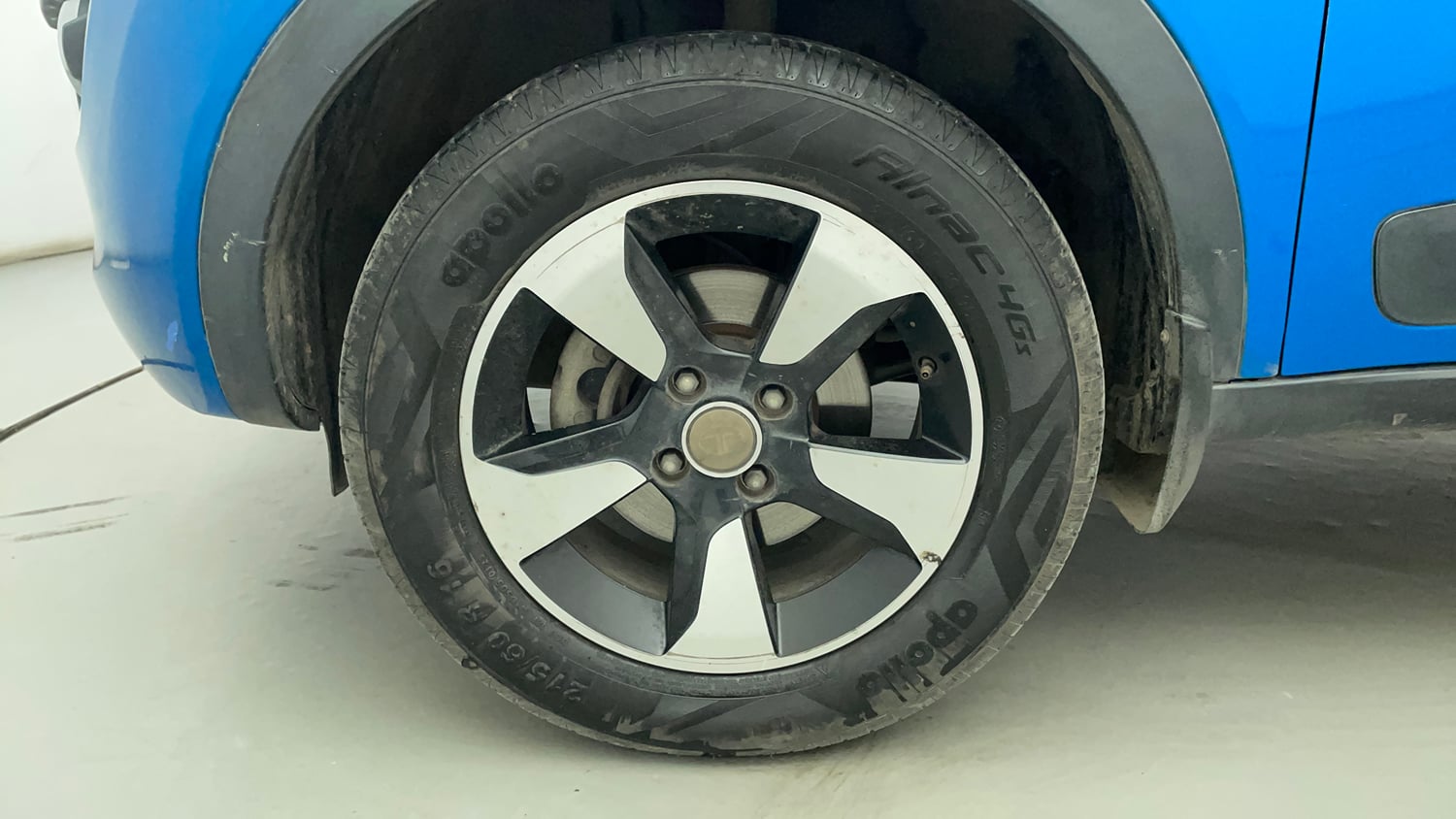 Used 2017 Tata Nexon XZ Plus Diesel Diesel Manual tyres LEFT FRONT TYRE RIM VIEW
