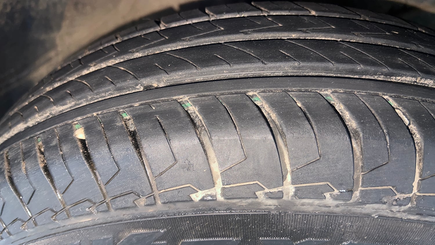 Used 2022 Maruti Suzuki Swift VXi Petrol Manual tyres RIGHT FRONT TYRE TREAD VIEW