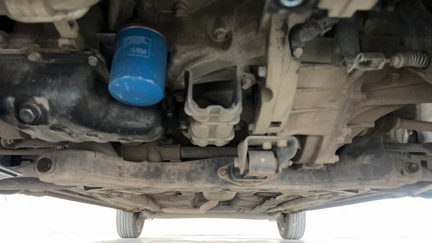 Used 2014 Hyundai Grand i10 Asta 1.2 Kappa VTVT (O) Petrol Manual extra FRONT LEFT UNDERBODY VIEW