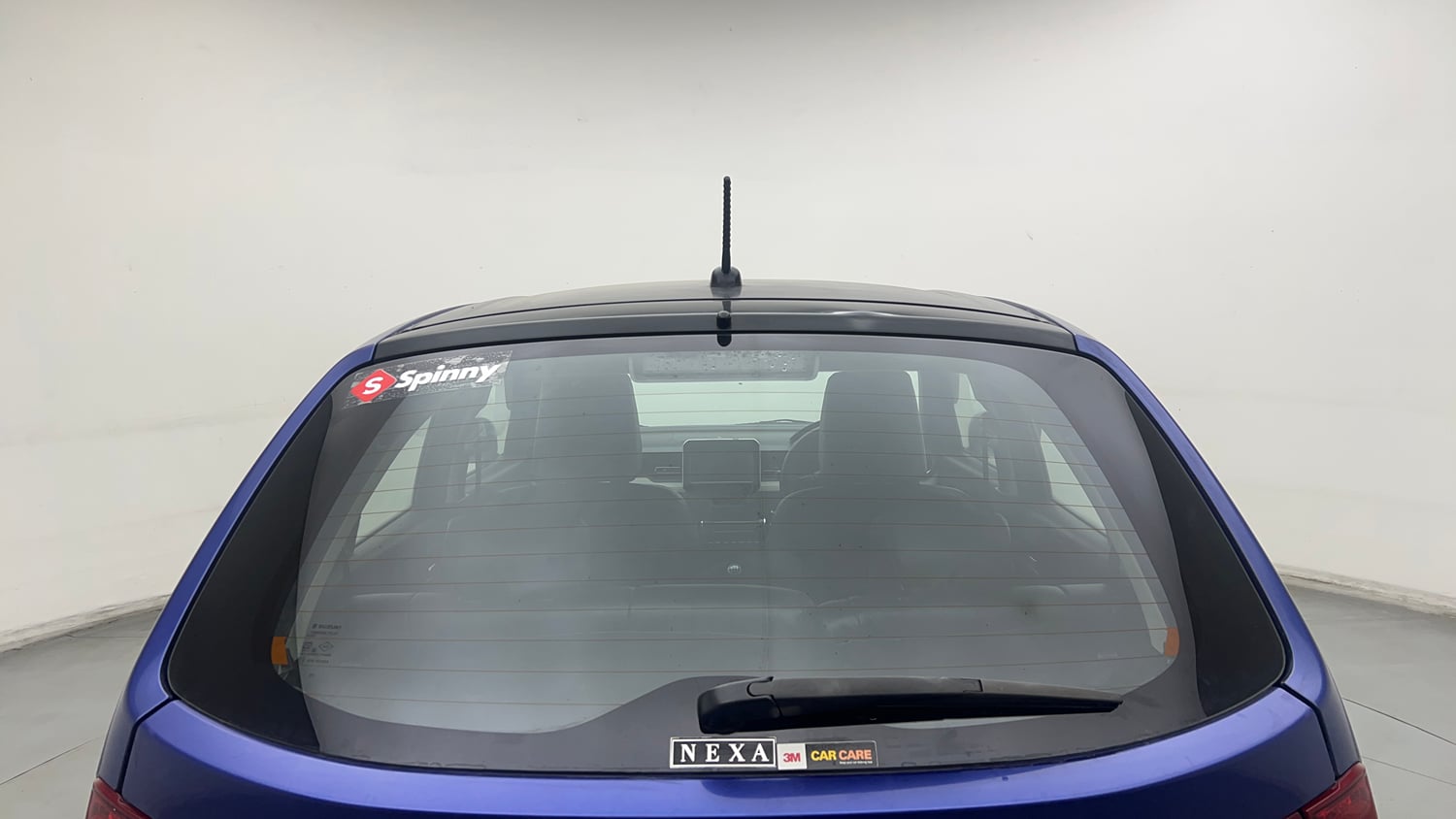 Used 2017 Maruti Suzuki Ignis Alpha 1.2 MT Petrol Manual exterior BACK WINDSHIELD VIEW