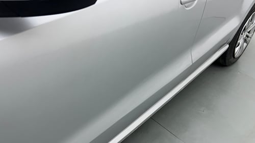 Used 2017 Volkswagen Polo Comfortline 1.2L (P) Petrol Manual dents MINOR SCRATCH