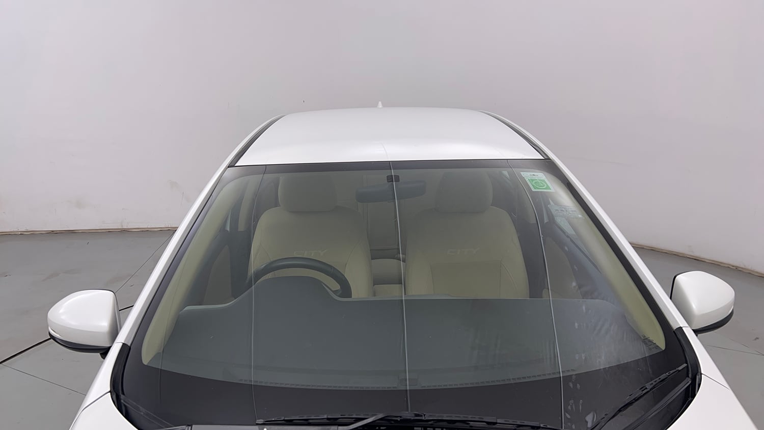 Used 2016 Honda City V Petrol Manual exterior FRONT WINDSHIELD VIEW