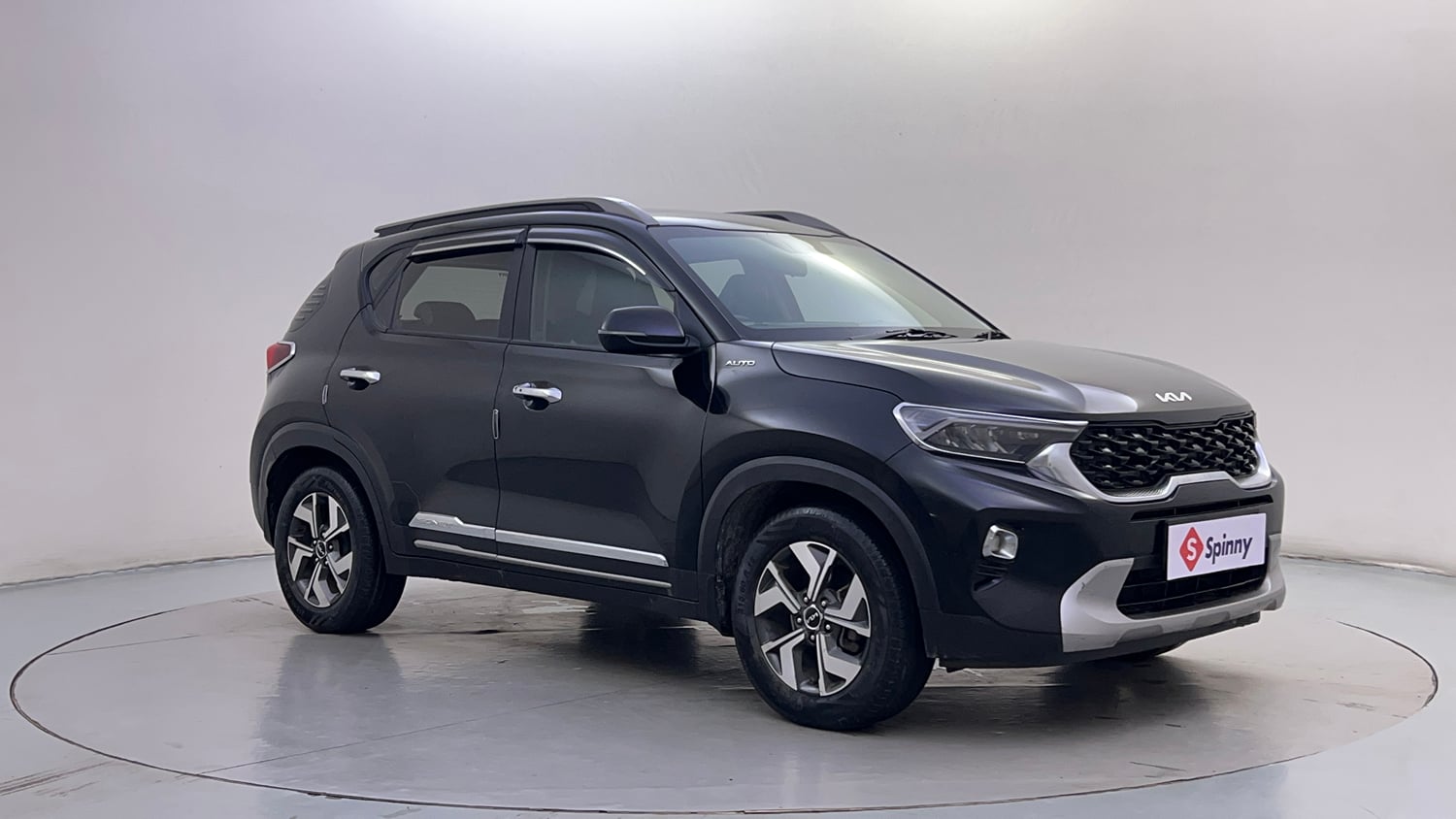Used 2022 Kia Sonet HTX 1.5 AT Diesel Automatic exterior RIGHT FRONT CORNER VIEW