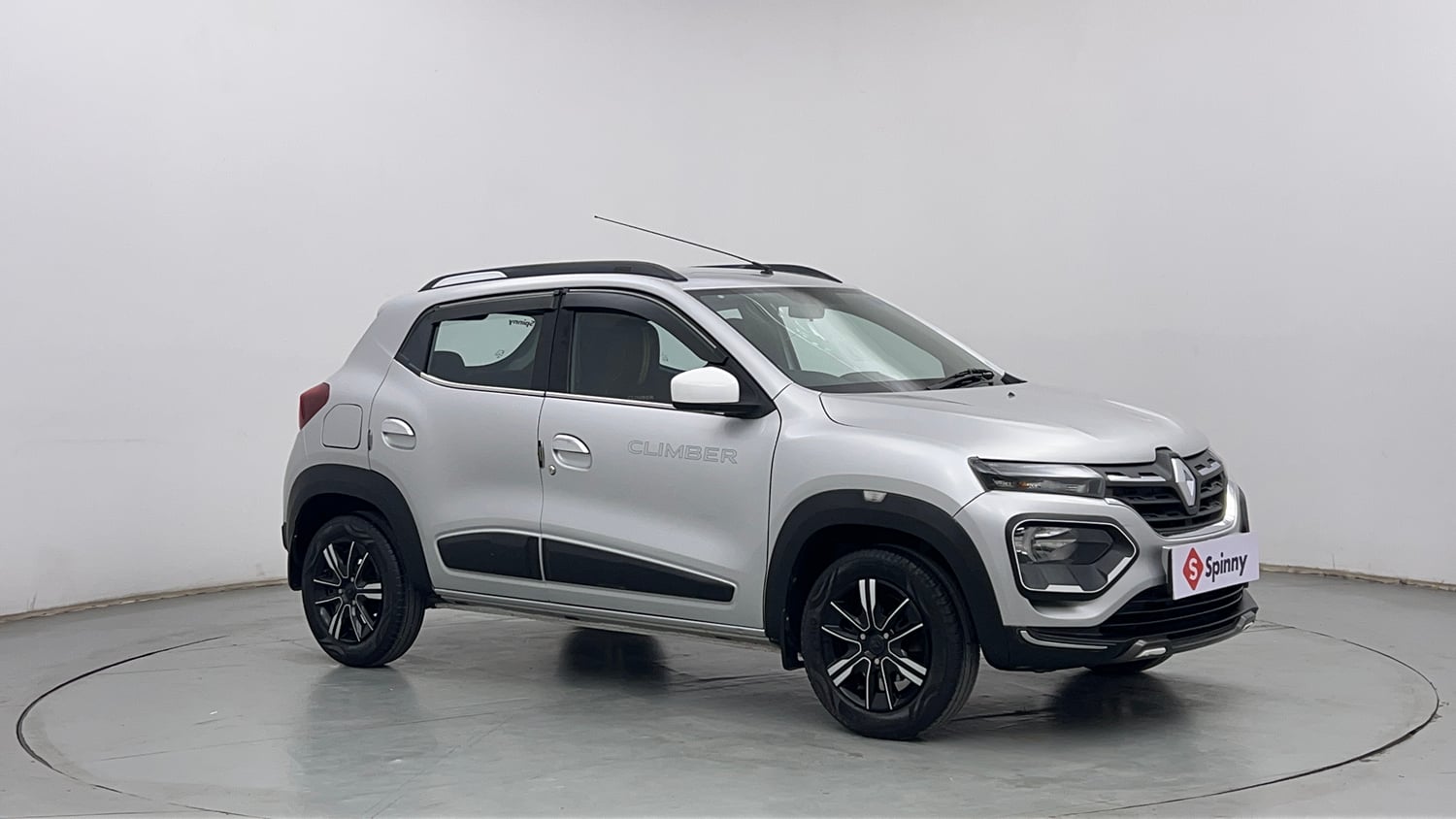 Used 2022 Renault Kwid CLIMBER 1.0 AMT (O) Petrol Automatic exterior RIGHT FRONT CORNER VIEW