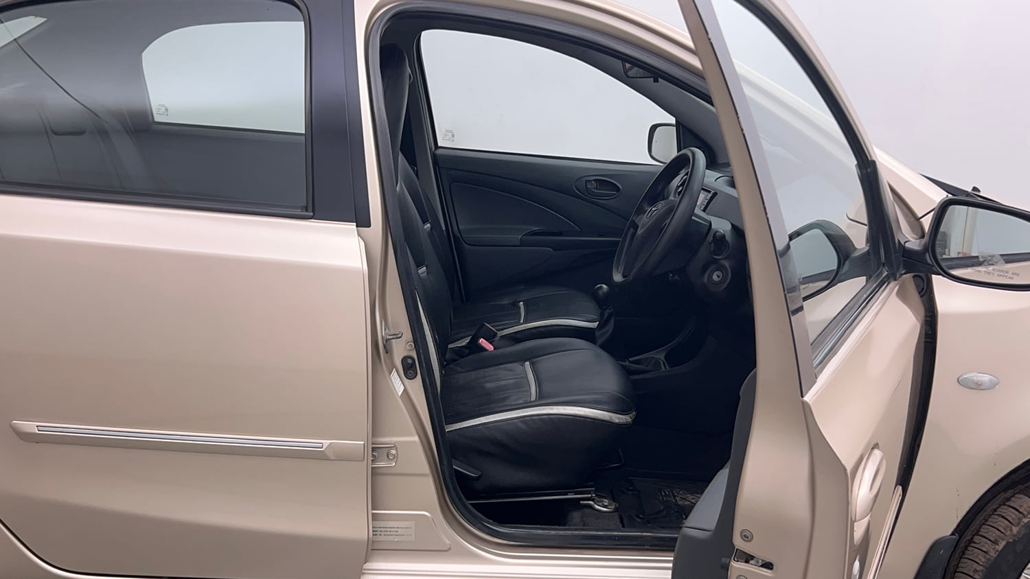 Used 2013 Toyota Etios G Petrol Manual interior RIGHT SIDE FRONT DOOR CABIN VIEW