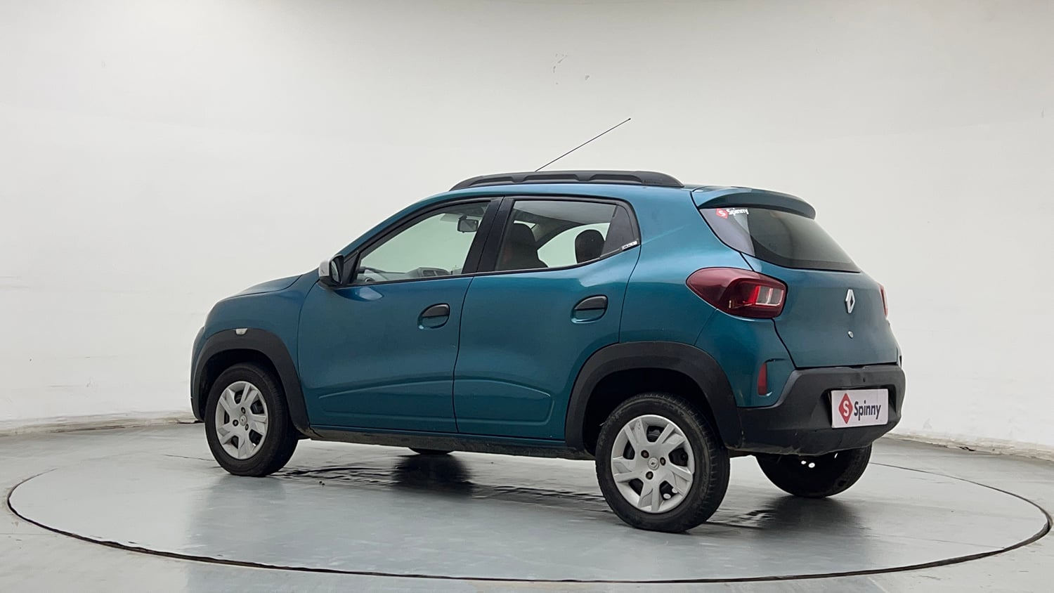 Used 2021 Renault Kwid RXT 1.0 AMT Opt Petrol Automatic exterior LEFT REAR CORNER VIEW
