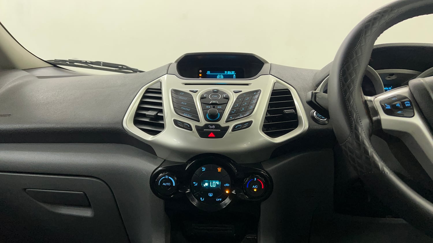 Used 2014 Ford EcoSport Titanium 1.5 TDCi (Opt) Diesel Manual interior MUSIC SYSTEM & AC CONTROL VIEW