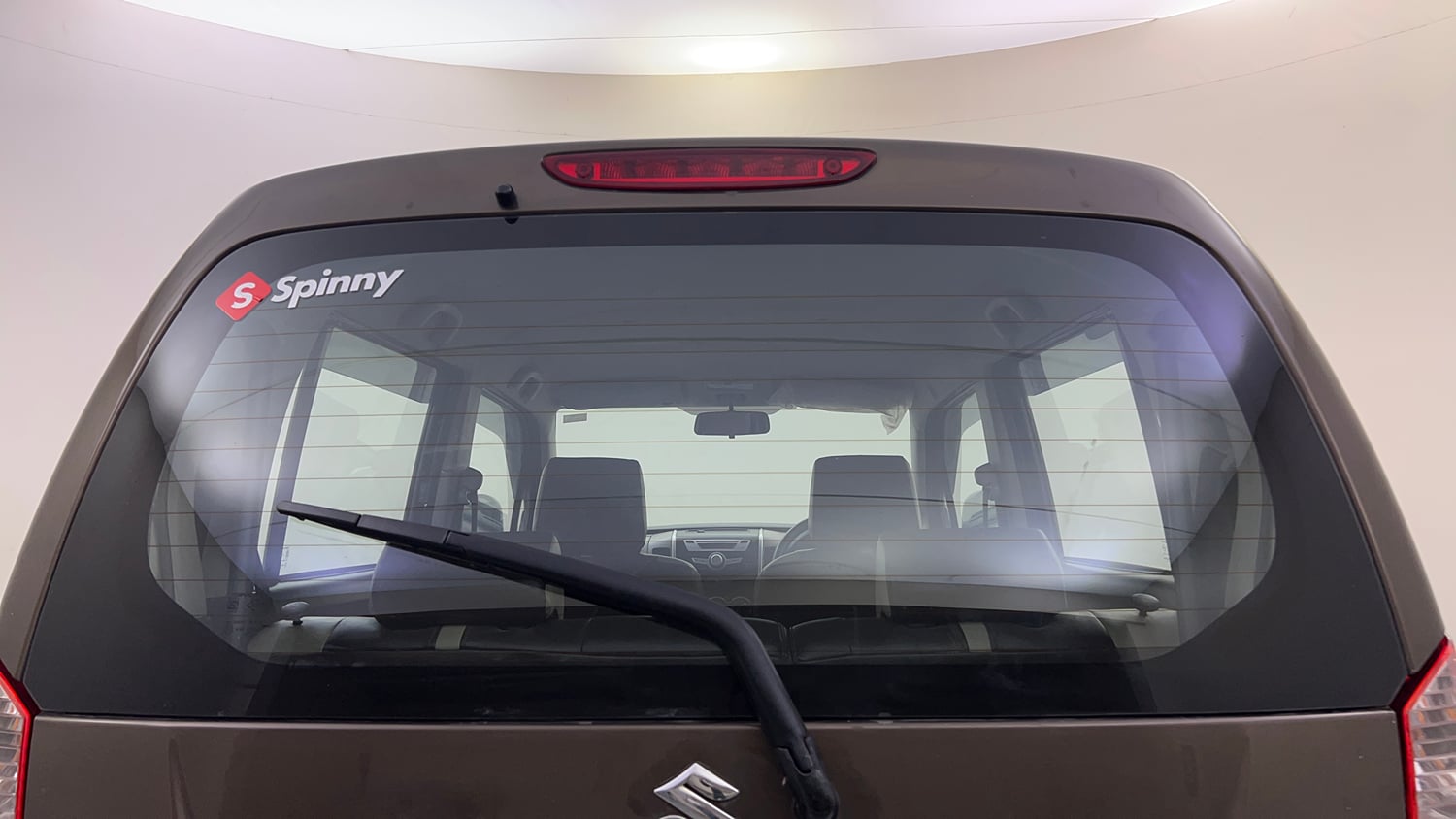 Used 2015 Maruti Suzuki Wagon R VXI Petrol Manual exterior BACK WINDSHIELD VIEW