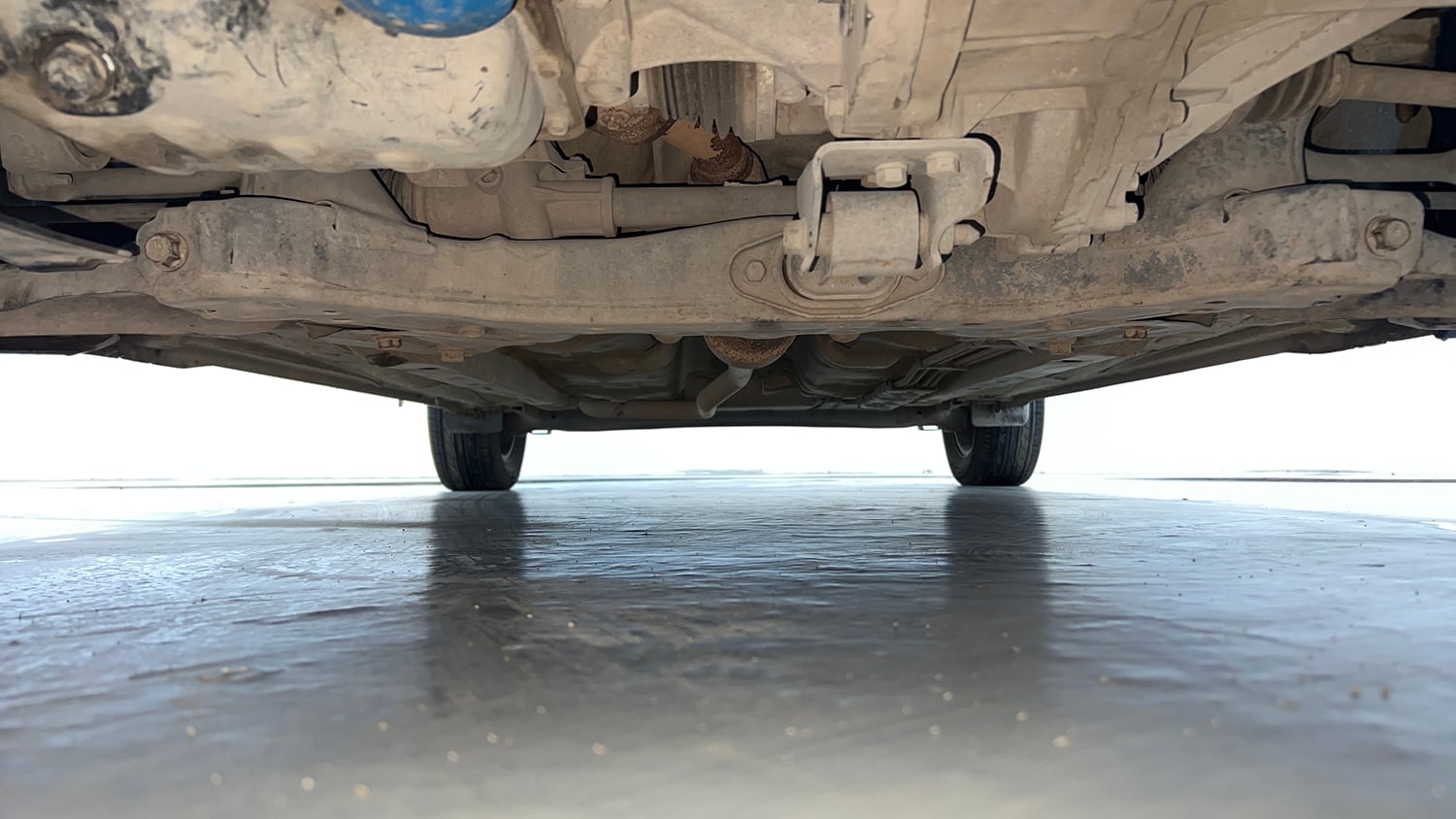 Used 2020 Hyundai Grand i10 Nios Sportz 1.2 Kappa VTVT Petrol Manual extra FRONT LEFT UNDERBODY VIEW