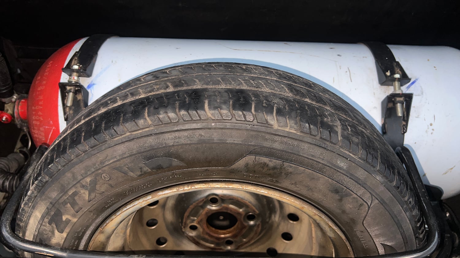 Used 2019 Maruti Suzuki Wagon R LXi (O) 1.0 CNG Cng Manual tyres SPARE TYRE VIEW