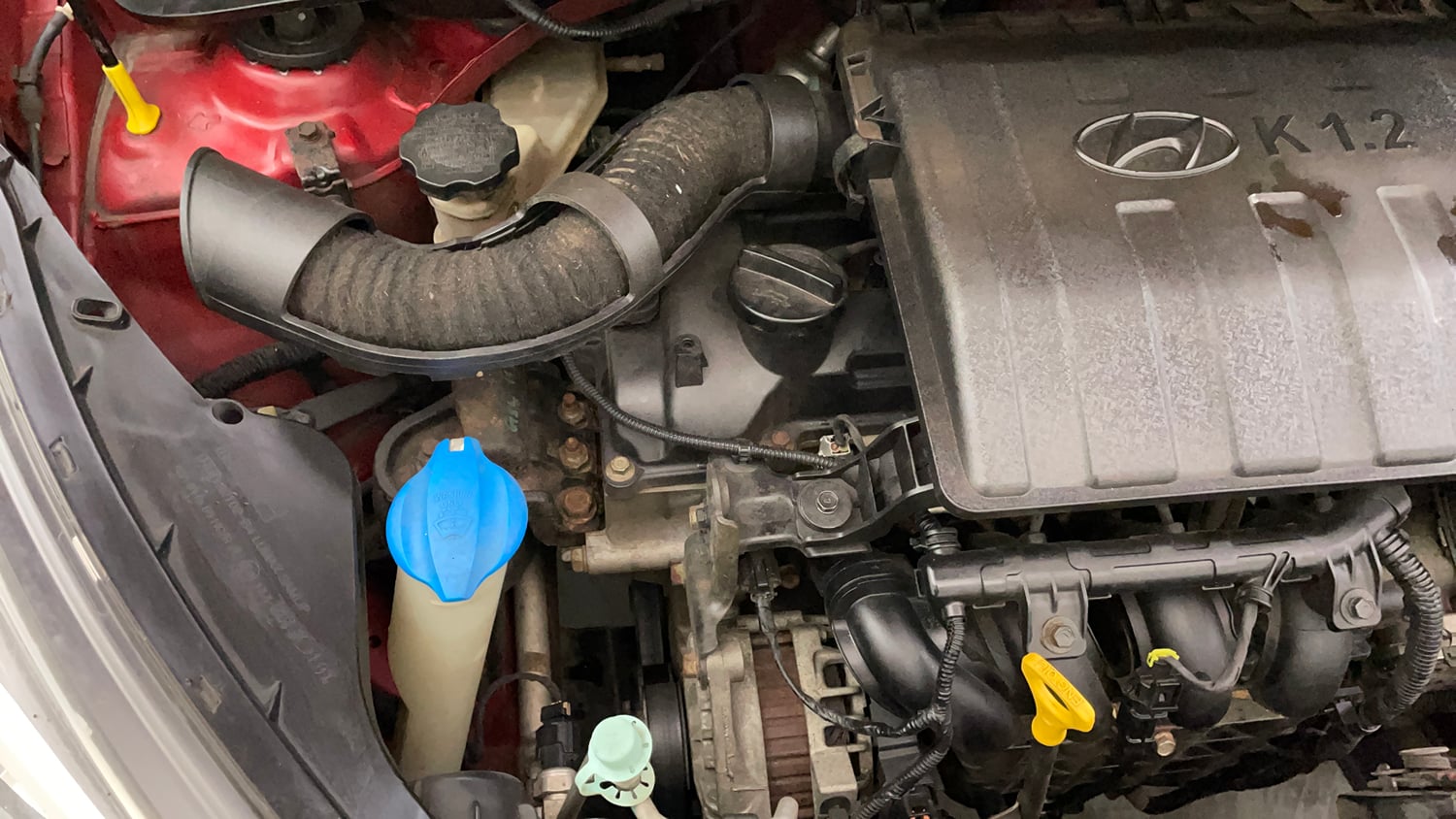 Used 2014 Hyundai Xcent S 1.2 (O) Petrol Manual engine ENGINE RIGHT SIDE VIEW