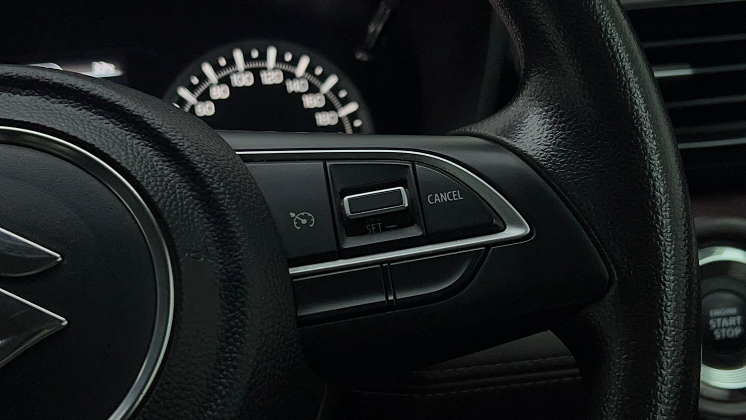 Used 2025 Maruti Suzuki Grand Vitara Zeta Smart Hybrid Petrol Manual top_features Cruise control