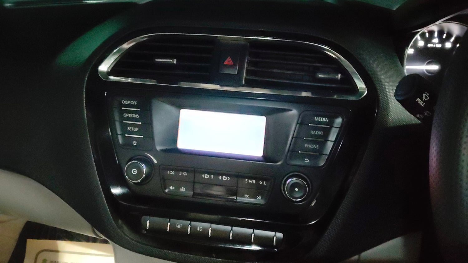 Used 2018 Tata Tiago Revotron XZA Petrol Automatic top_features Integrated (in-dash) music system