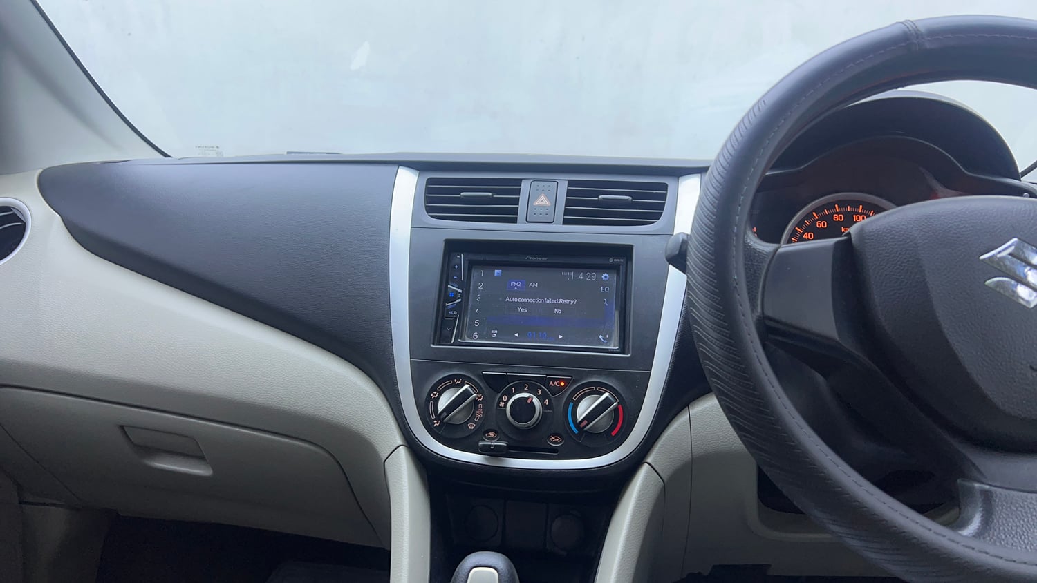 Used 2015 Maruti Suzuki Celerio VXi AMT Petrol Automatic interior MUSIC SYSTEM & AC CONTROL VIEW