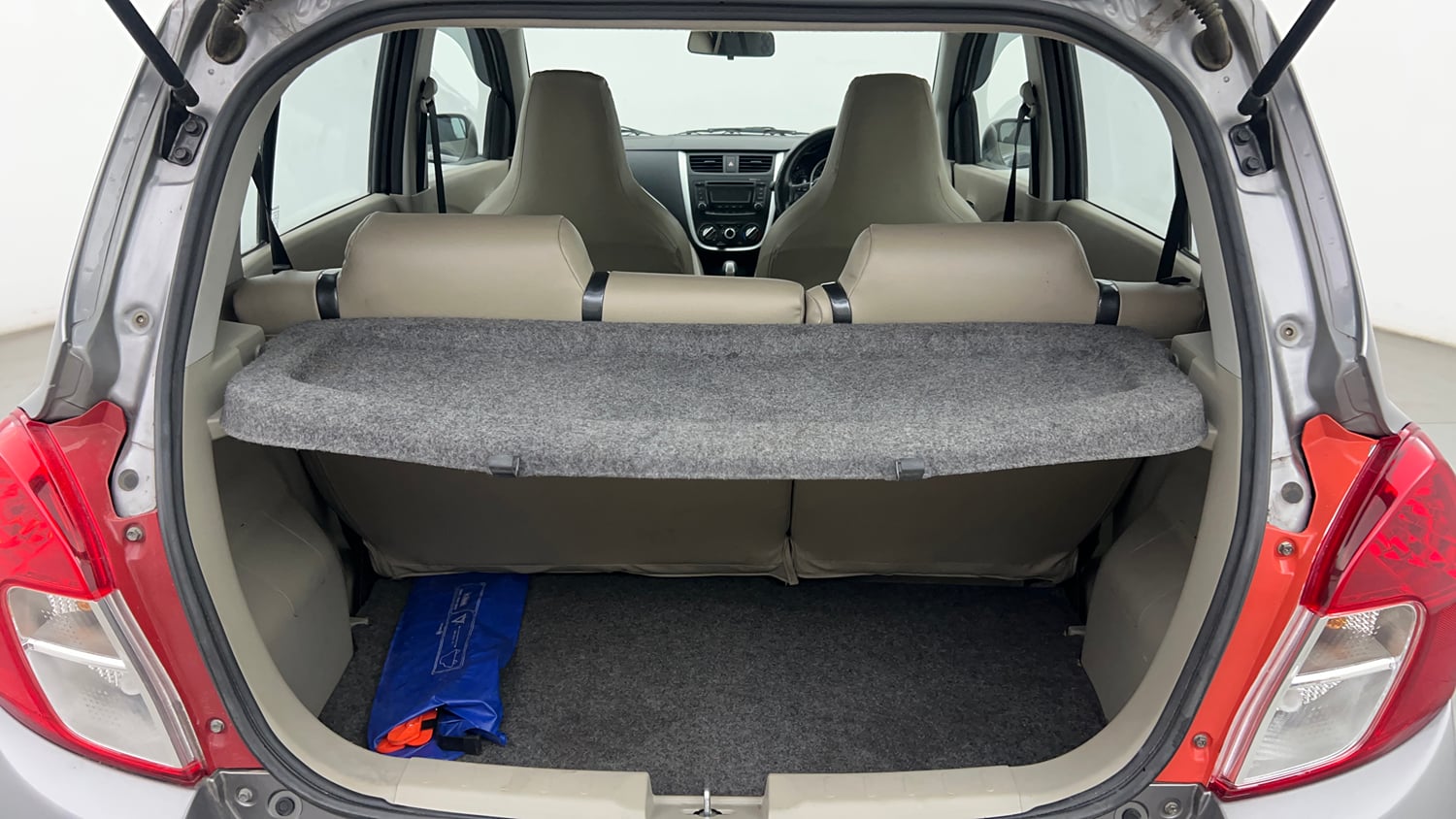 Used 2017 Maruti Suzuki Celerio ZXI (O) AMT Petrol Automatic interior DICKY INSIDE VIEW