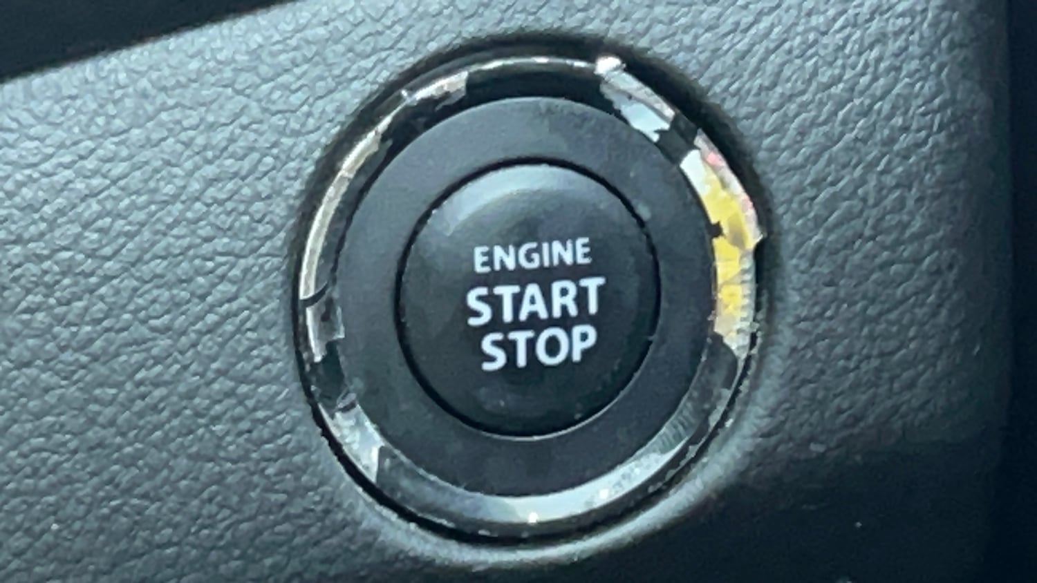 Used 2020 Maruti Suzuki Baleno Zeta Automatic Petrol Automatic top_features Keyless start