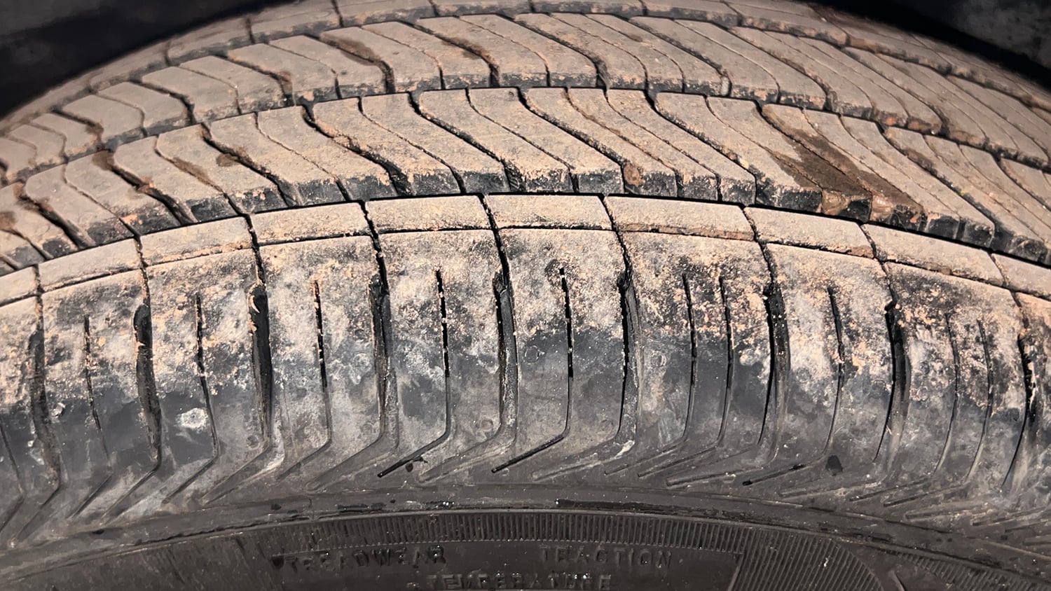 Used 2013 Toyota Etios G Petrol Manual tyres LEFT REAR TYRE TREAD VIEW