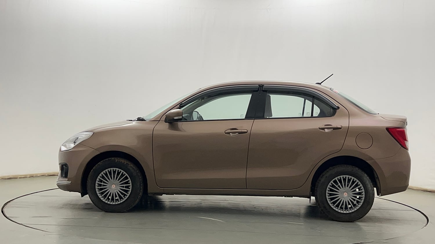 Used 2019 Maruti Suzuki Dzire VDi Diesel Manual exterior LEFT SIDE VIEW