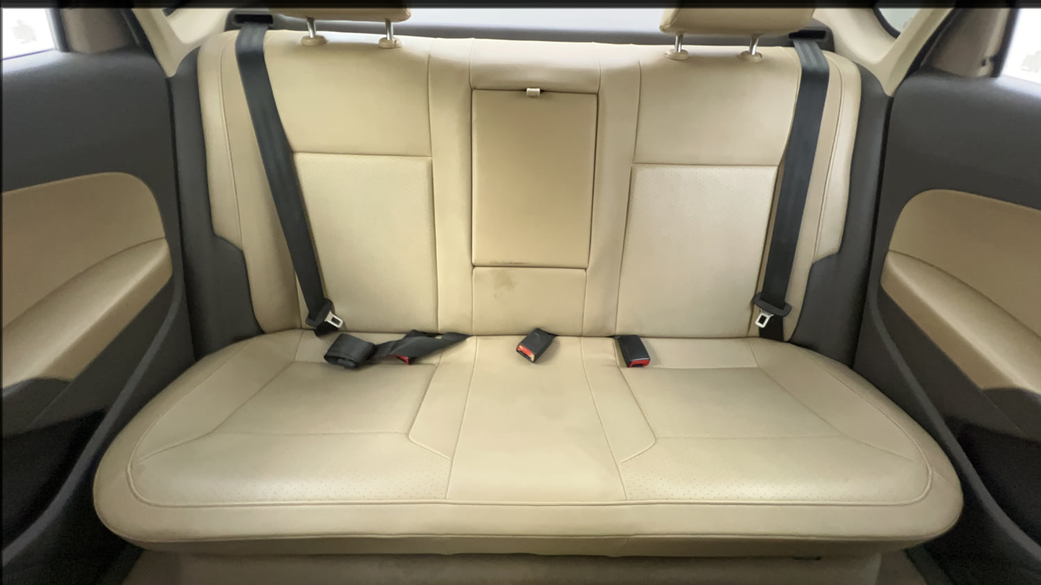 Used 2016 Volkswagen Vento Highline 1.2 (P) AT Petrol Automatic interior REAR SEAT CONDITION VIEW