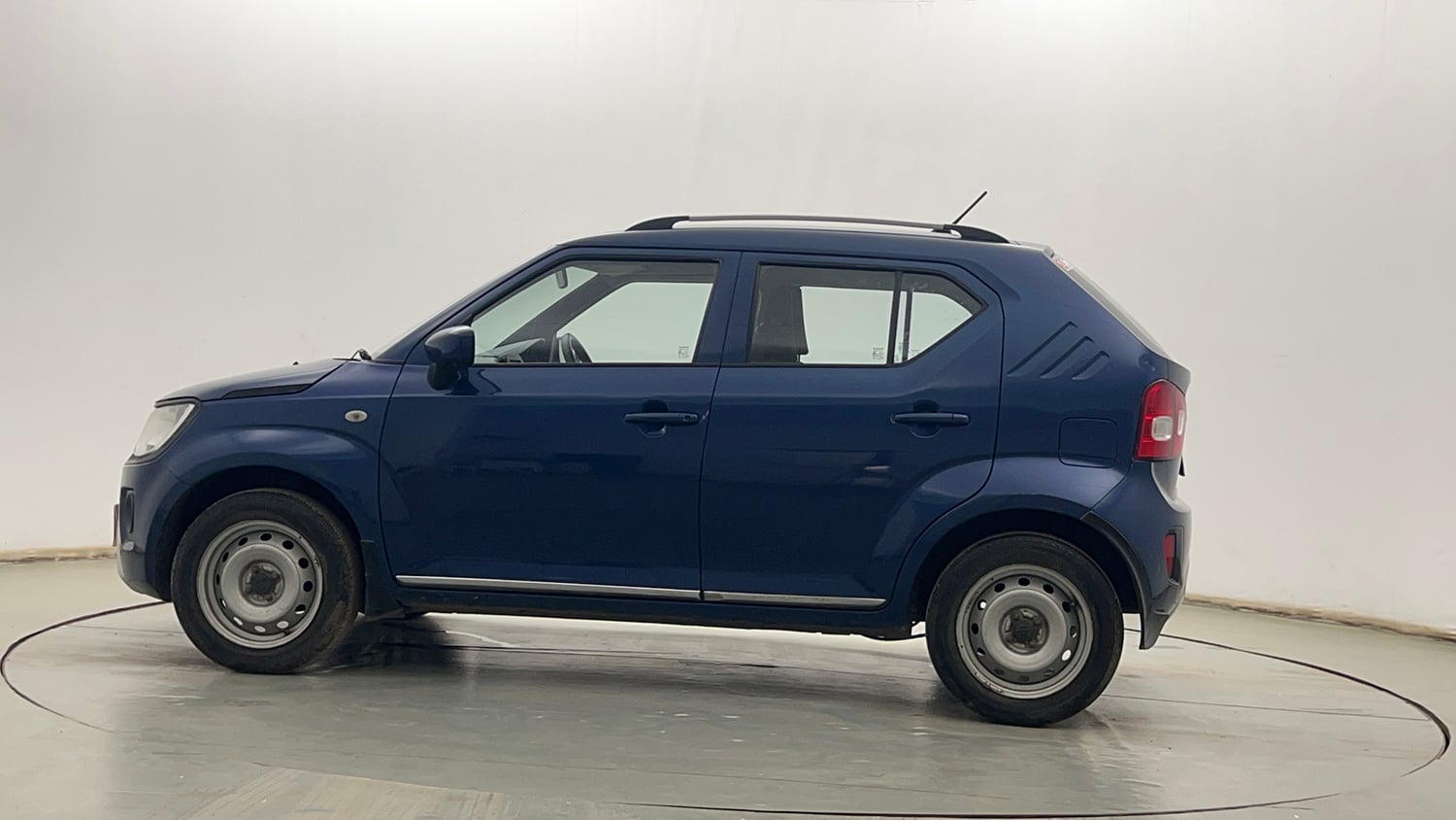 Used 2022 Maruti Suzuki Ignis Sigma 1.2 MT Petrol Manual exterior LEFT SIDE VIEW