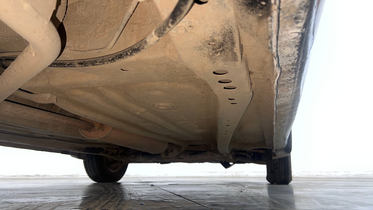 Used 2019 Maruti Suzuki Wagon R LXi (O) 1.0 CNG Cng Manual extra REAR RIGHT UNDERBODY VIEW
