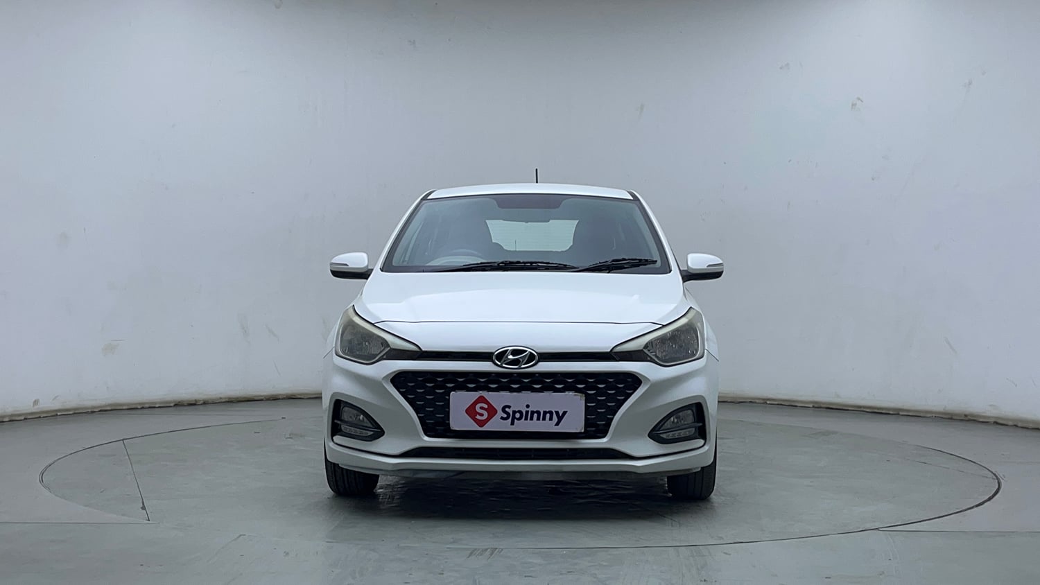 Used 2018 Hyundai Elite i20 Asta 1.2 AT Petrol Automatic exterior FRONT VIEW