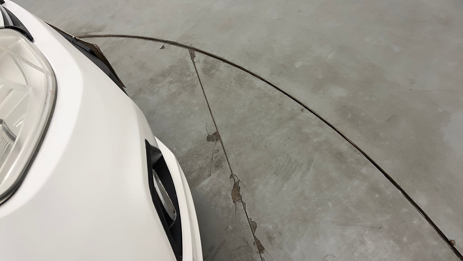 Used 2014 Hyundai Grand i10 Asta AT 1.2 Kappa VTVT Petrol Automatic dents MINOR SCRATCH