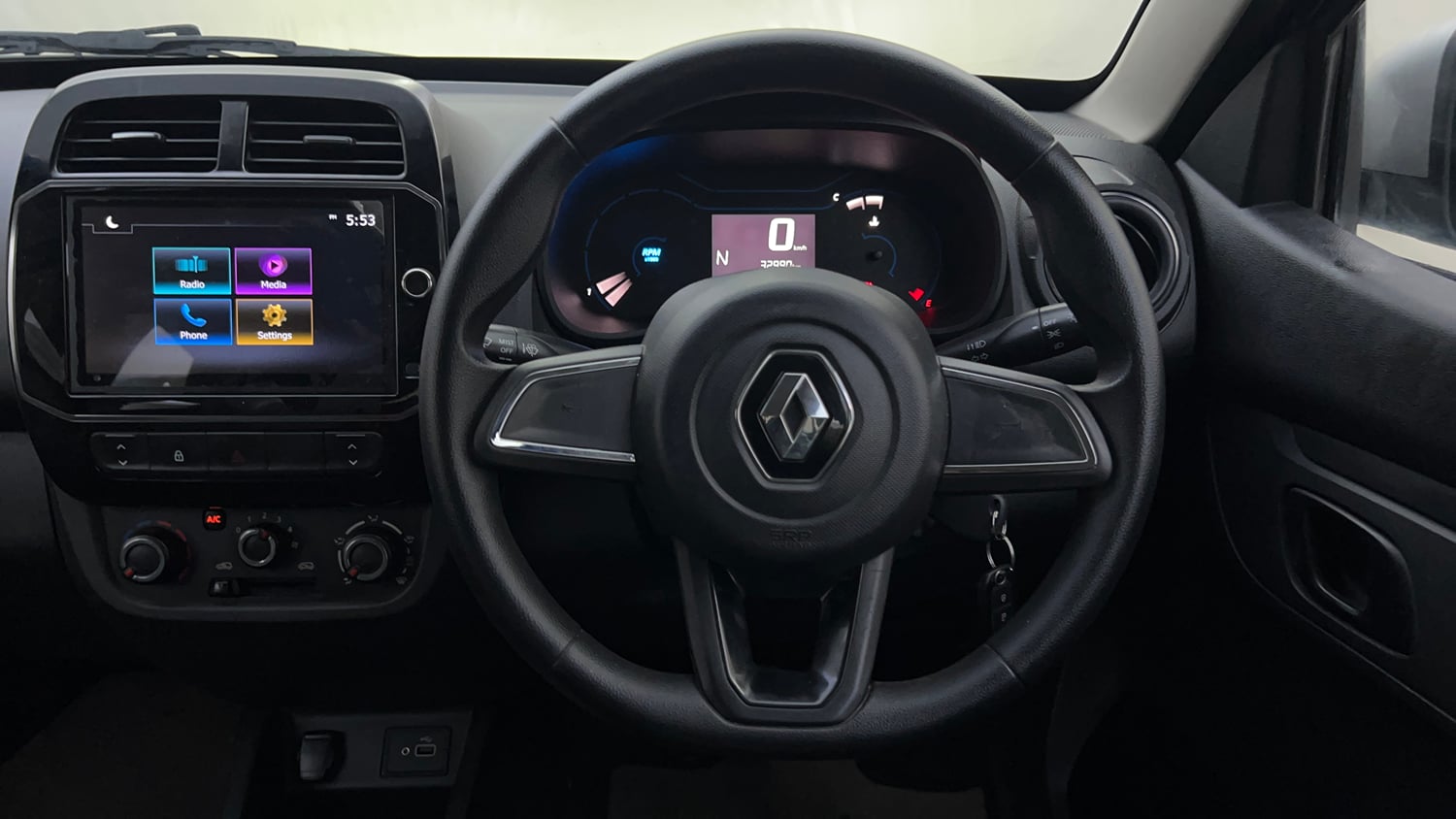 Used 2022 Renault Kwid RXT 1.0 AMT Petrol Automatic interior STEERING VIEW