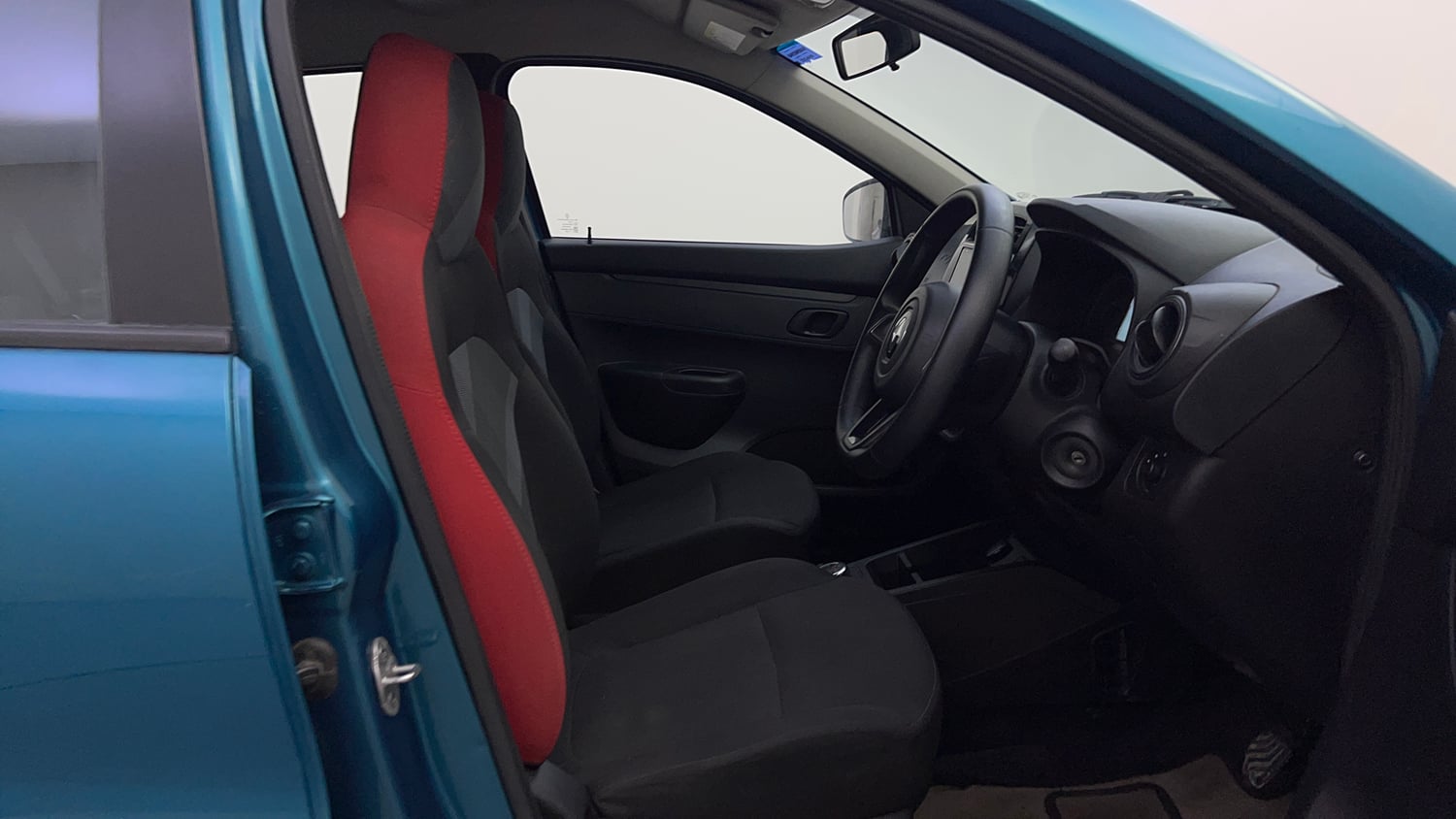 Used 2022 Renault Kwid RXT 1.0 AMT Petrol Automatic interior RIGHT SIDE FRONT DOOR CABIN VIEW