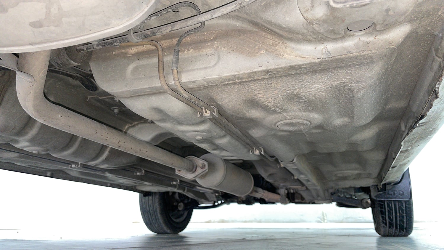 Used 2014 Maruti Suzuki Alto K10 VXi Petrol Manual extra REAR RIGHT UNDERBODY VIEW