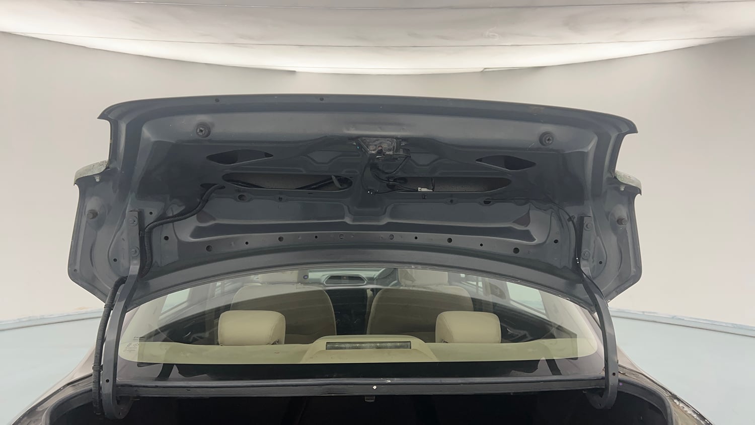Used 2018 Maruti Suzuki Dzire VXi Petrol Manual interior DICKY DOOR OPEN VIEW